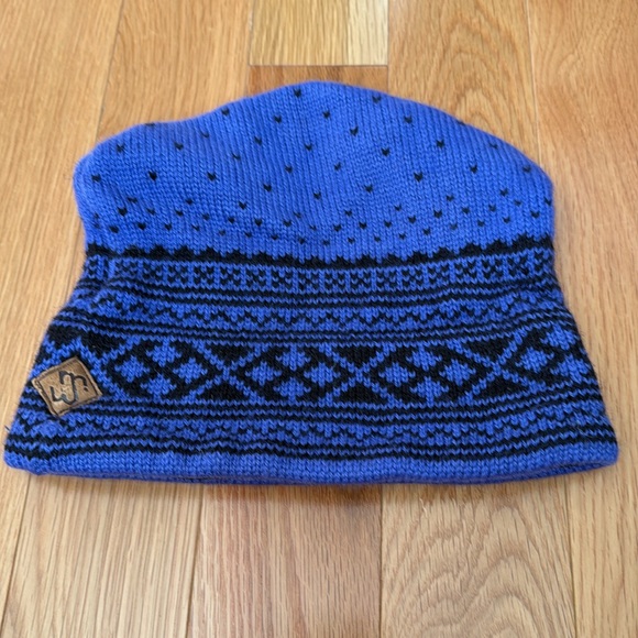 Winter Hat Beanie - Picture 2 of 9